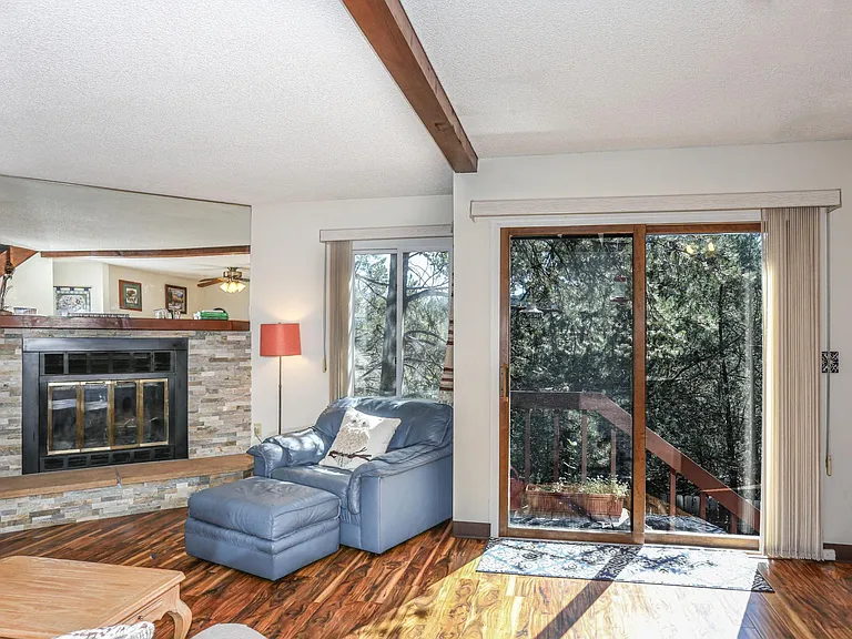 1050 S Saint Vrain Ave #F2 — Photo 4