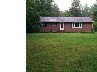8701 Old River Rd, New Kent, VA 23124