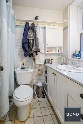 Rented by Bond New York | media 26