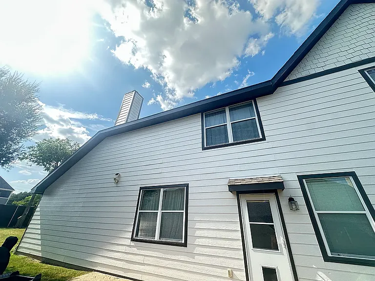 Mobley Way — Photo 32