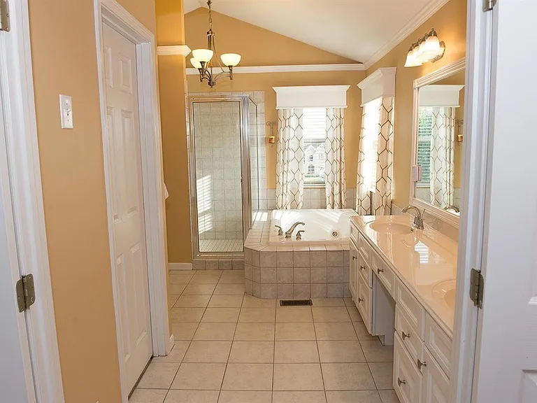 4517 Tylers Ter — Photo 21
