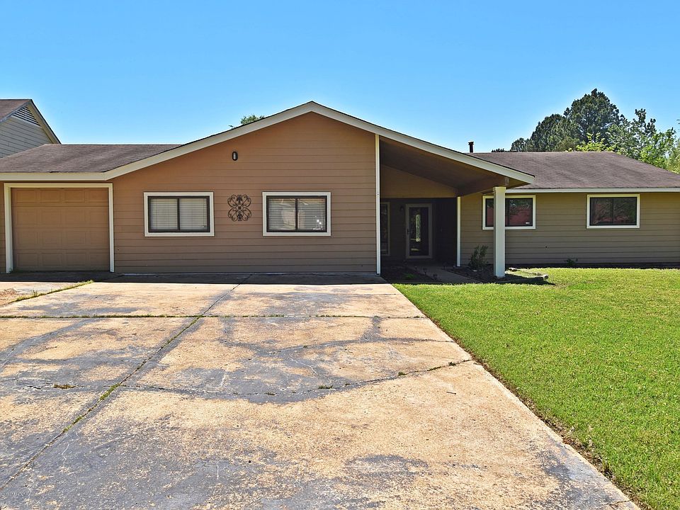 1st image of 351 Sandalwood Dr