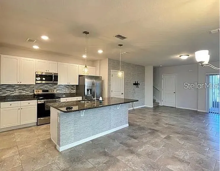 16525 Outter Grove Aly #1 — Photo 2