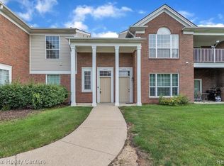 16707 Carriage Way, Northville, MI 48168