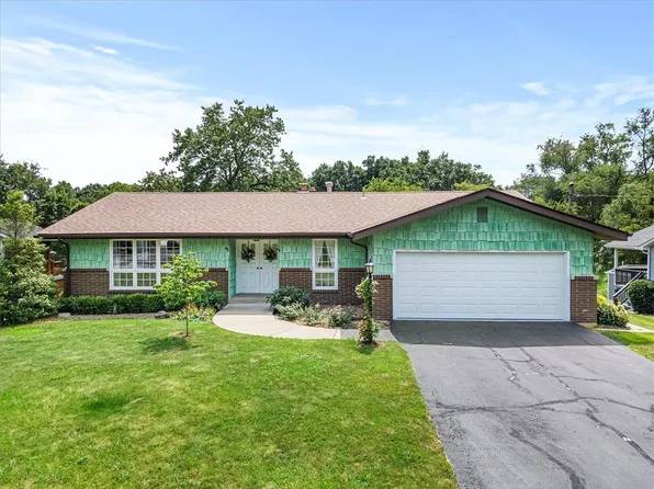 233 Laura Dr, New Kensington, PA 15068