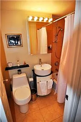 Sold by (Legacy) Elegran | media 9