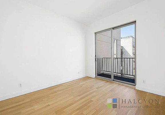 5th image of 82 Marcy Ave APT 5A
