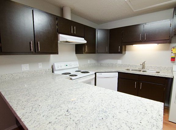 3rd image of 1022 Violet Ave #10874340