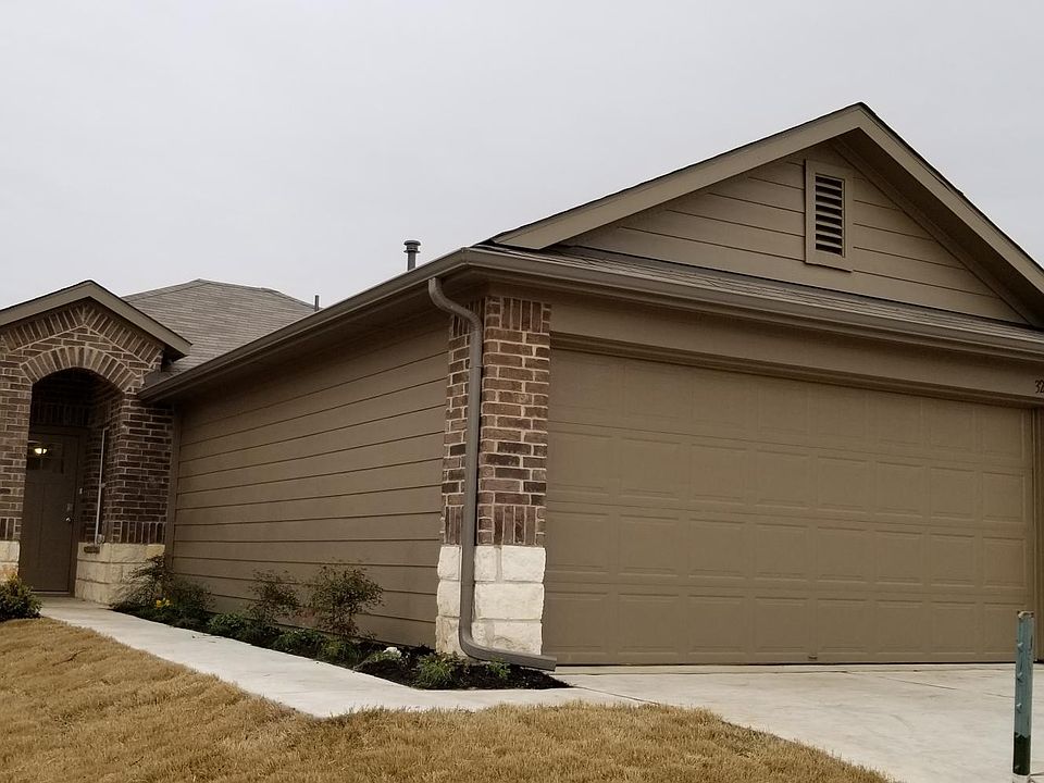 1st image of 3210 Crystal Bend Dr