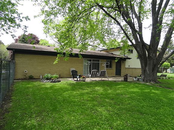 4th image of 1091 Martingale Dr