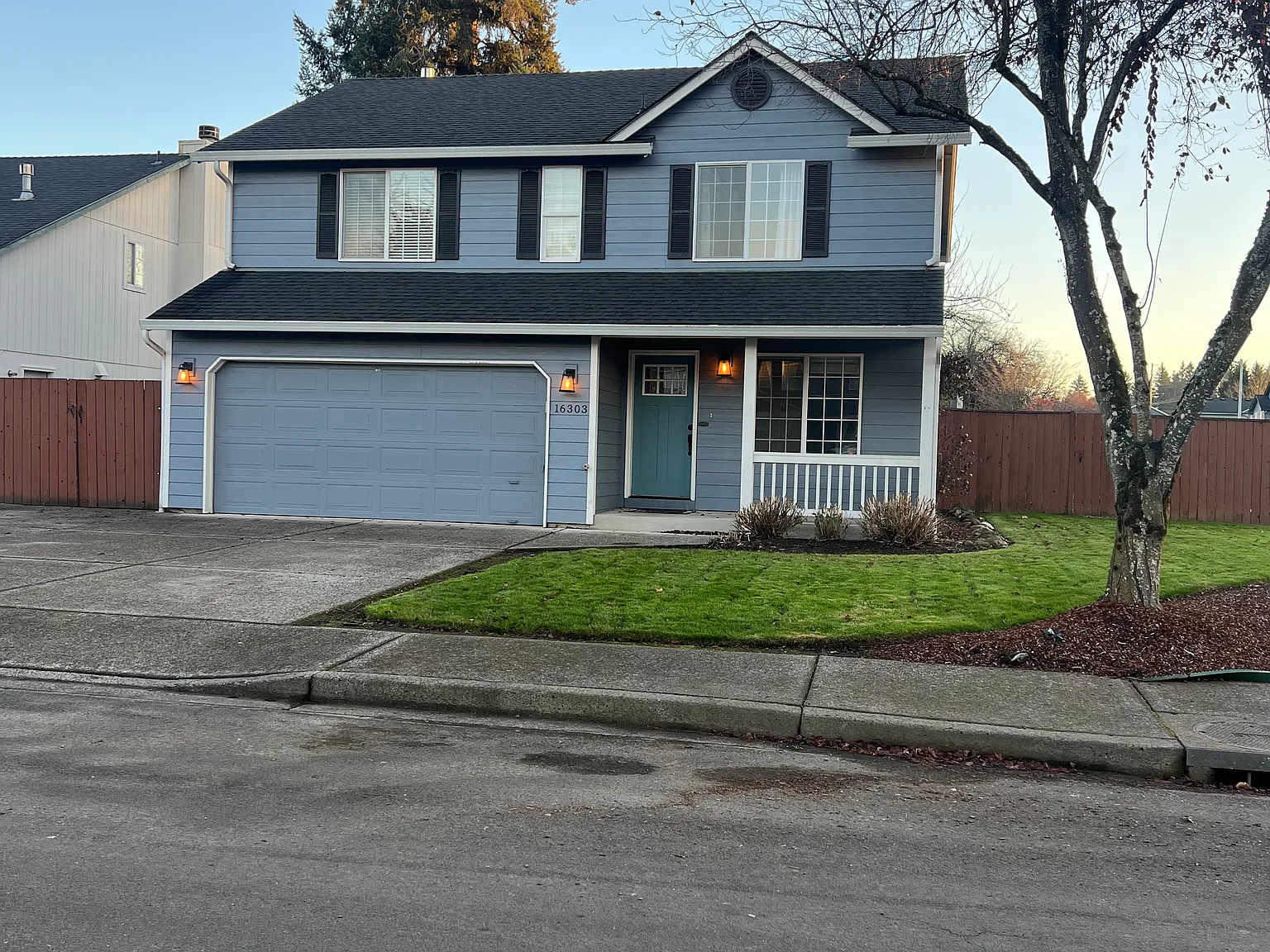 4 bed, 2.5 bath, 1710 sqft, $2,800 — Photo 2