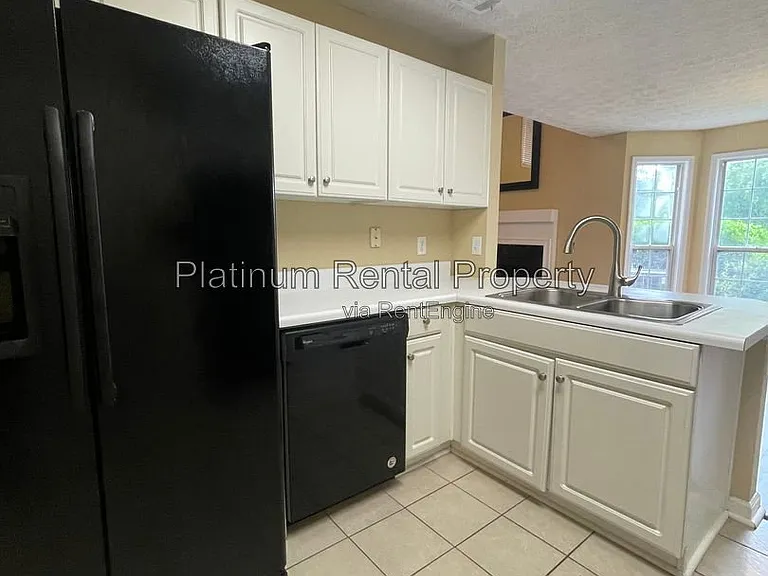 810 Camelon Ct — Photo 8