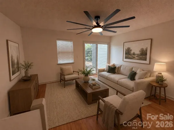 144 Mangum Cir, Mooresville, NC 28117