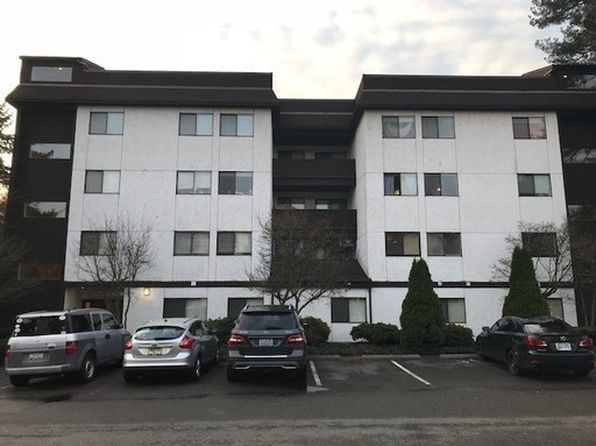 12051 28th Ave NE APT 307