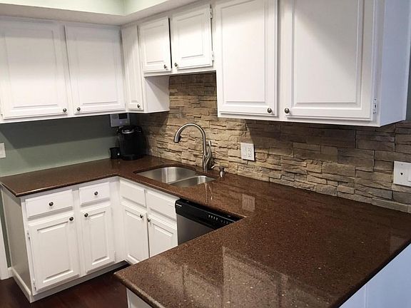 4th image of 4772 Powderhorn Ln