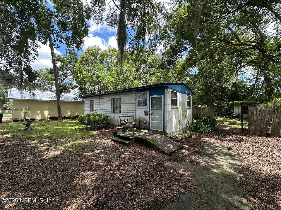 1st image of 4111 RUBY Drive W