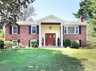 3 Warwick Rd, Franklin, MA 02038