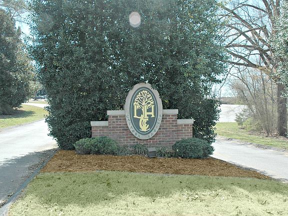3rd image of 3955 Steve Ikerd Dr NE