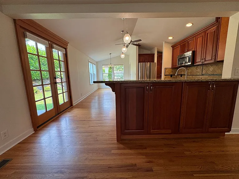3420 W Bertona St — Photo 18