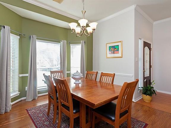 4th image of 826 N Elder Grove Dr