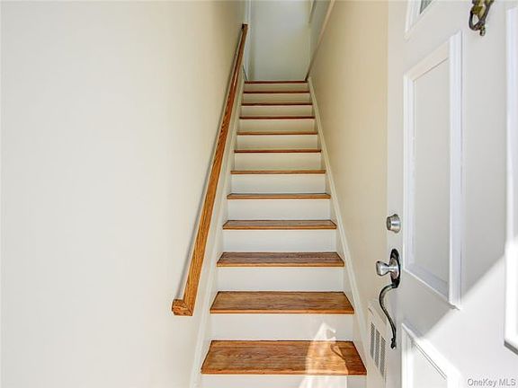 4th image of 71-65 Douglaston Pkwy Floor 2