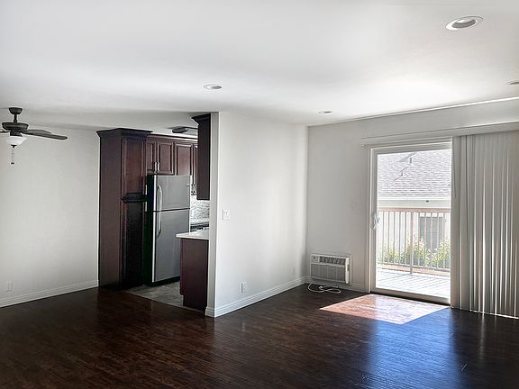2nd image of 1142 N Fuller Ave APT 2