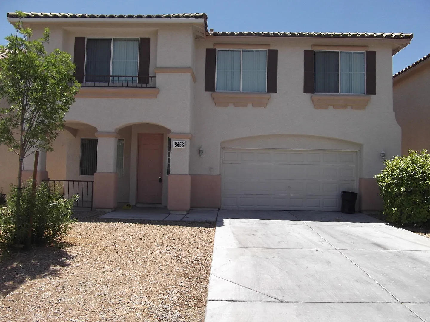 House For Rent - Galliano Ave - 5BD 3BA - Desert Breeze Patio — Photo 1