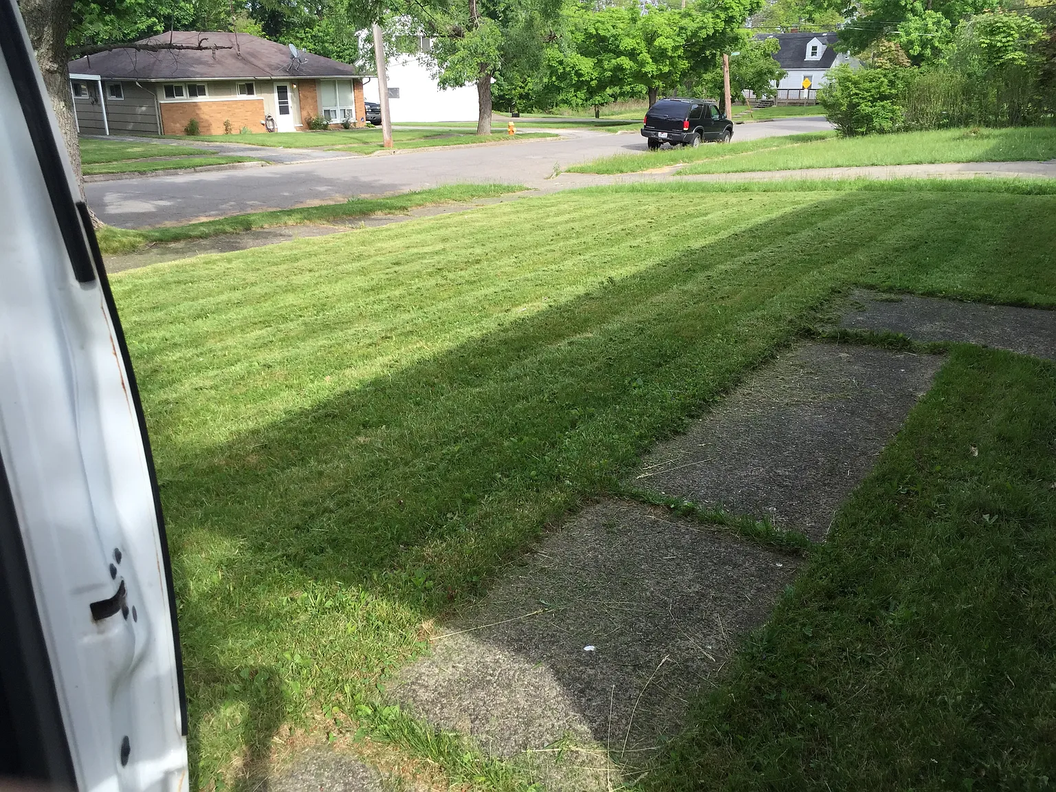 2609 Windsor Ave photo 1