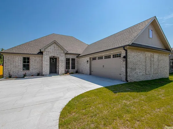 9896 Meadow Creek Dr, Sherwood, AR 72120