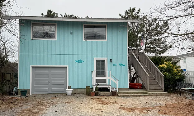 2 bed, 950 sqft, $1,975 — Photo 1