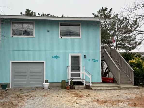 111 79th St, Ocean City, MD 21842
