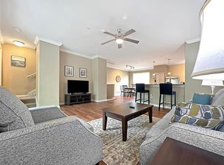 1811 Sweetbroom Cir #102, Lutz, FL 33559