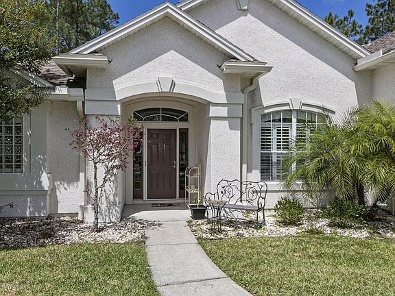 2nd image of 3604 Crow Ct