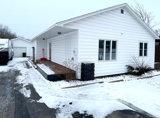 1432 W 14th St, Sault Sainte Marie, MI 49783