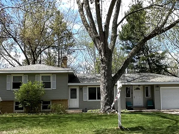 6834 Shoreham St, Portage, MI 49024