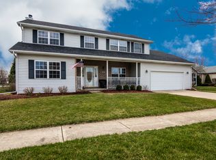 1202 Orchard Ln, Harvard, IL 60033