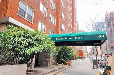 Sold by Mark Greenberg Real Estate