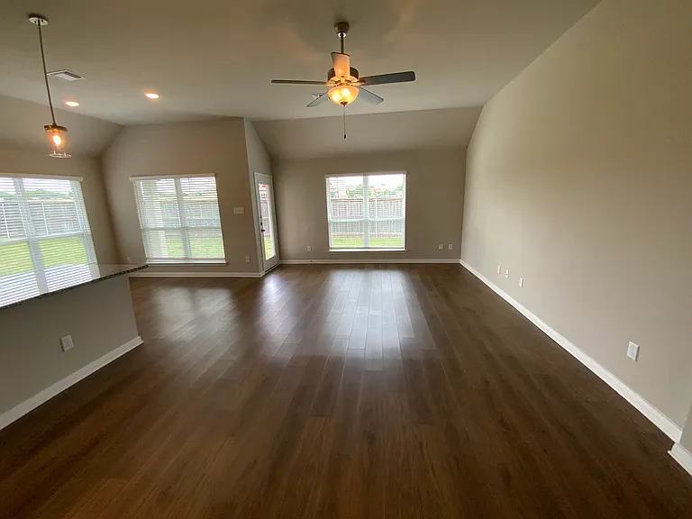 5107 Leaning Tree Dr — Photo 8