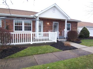 6801 BB Mulberry Ln, Lockport, NY 14094