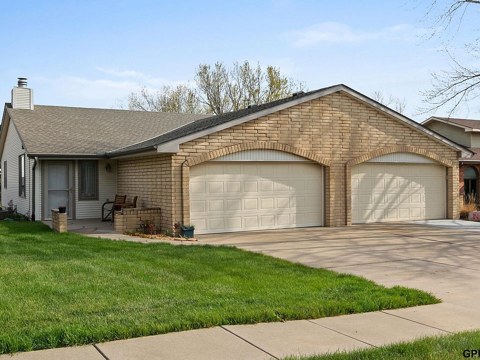 1st image of 1826 Normandy Ln