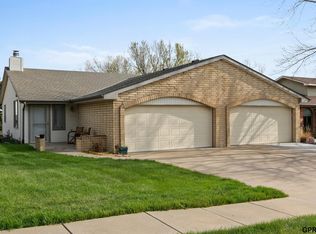 1826 Normandy Ln, Lincoln, NE 68512