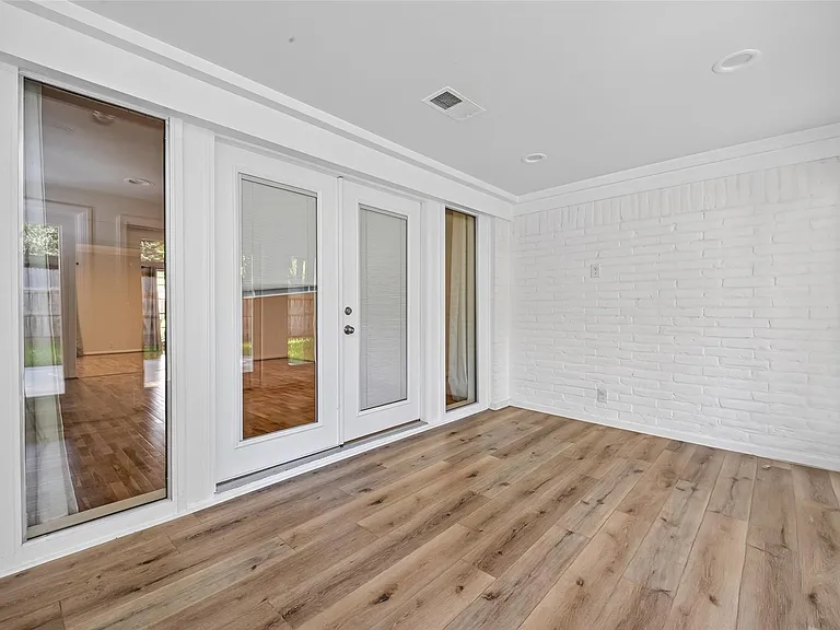 5310 Indigo St — Photo 17