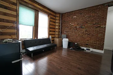 Rented by Best Apartments North Inc