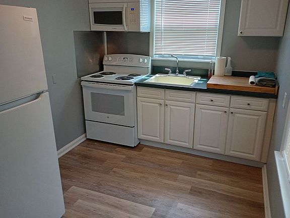4th image of 707 W 32nd St