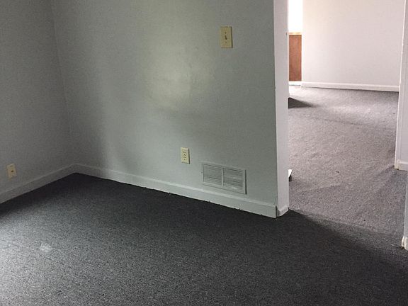 2nd image of 1600 Lincoln Ave APT C