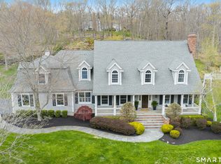 8 Kimberly Court, Ridgefield, CT 06877