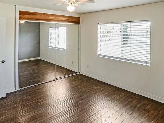 5th image of 23909 Sylvan St
