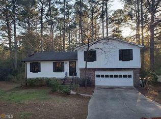 4045 Huddersfield Dr, Snellville, GA
