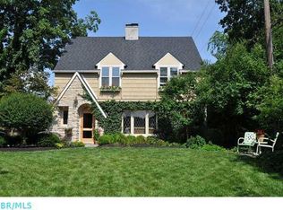 2576 Coventry Rd, Columbus, OH 43221