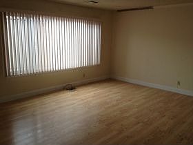 3rd image of 2676 Cromwell Row